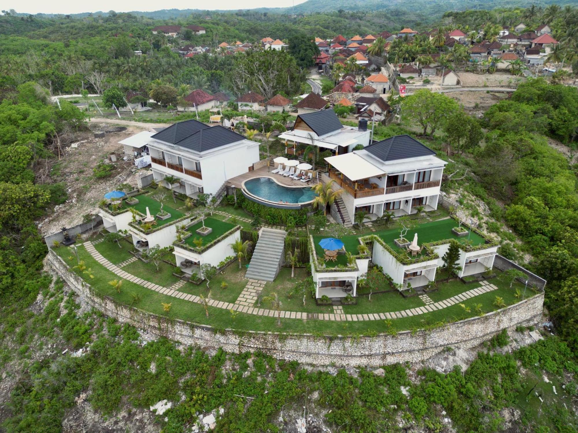 Kelingking Parama Resort Batumadeg Exteriör bild