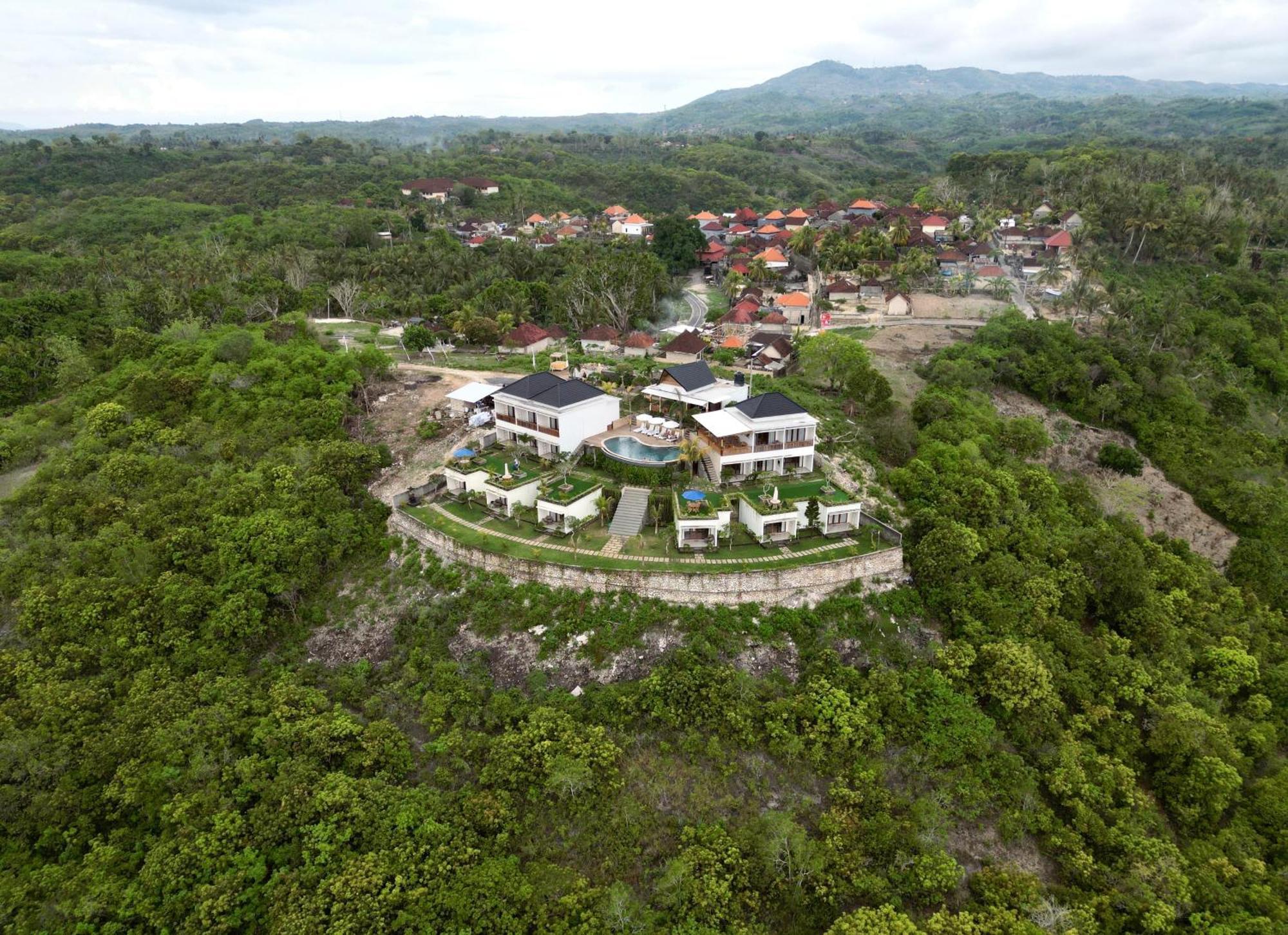 Kelingking Parama Resort Batumadeg Exteriör bild